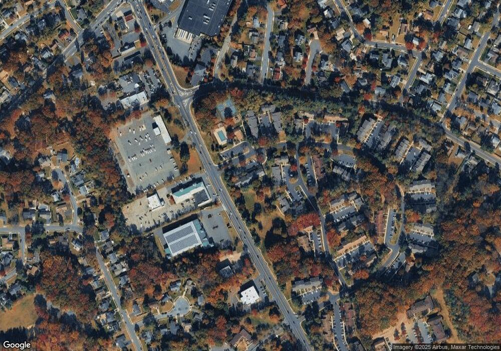 5 Amherst Ct, Matawan, NJ 07747 - photo 1