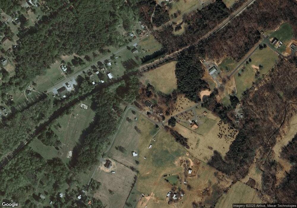 235 Quail Hollow Rd, Bentonville, VA 22610 - photo 1