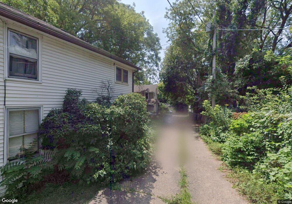 827 Esplanade Ct, Davenport, IA 52803 - photo 1