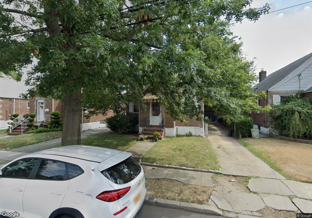 77 Fairfield St, Valley Stream, NY 11581 - photo 1