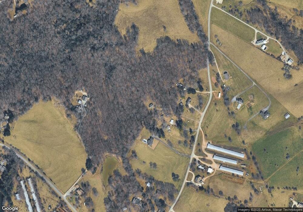 371 Twin River Orchard Rd, Demorest, GA 30535 - photo 1