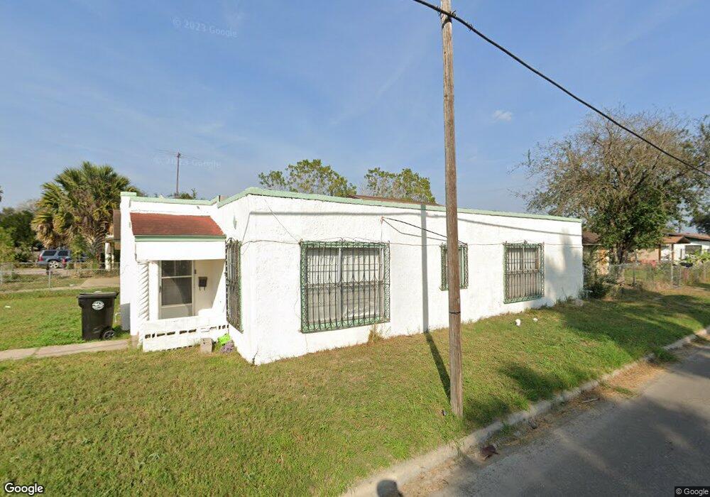 719 S Kansas Ave, Weslaco, TX 78596 - photo 1
