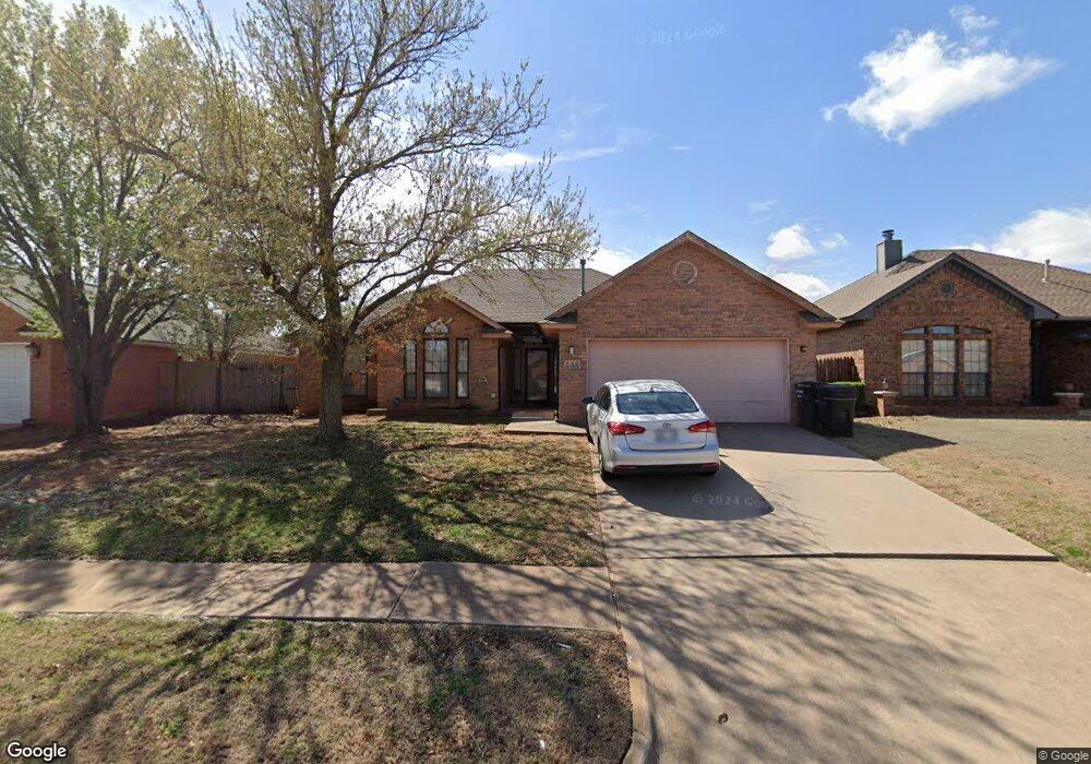 532 Fire Light Dr, Moore, OK 73160 - photo 1