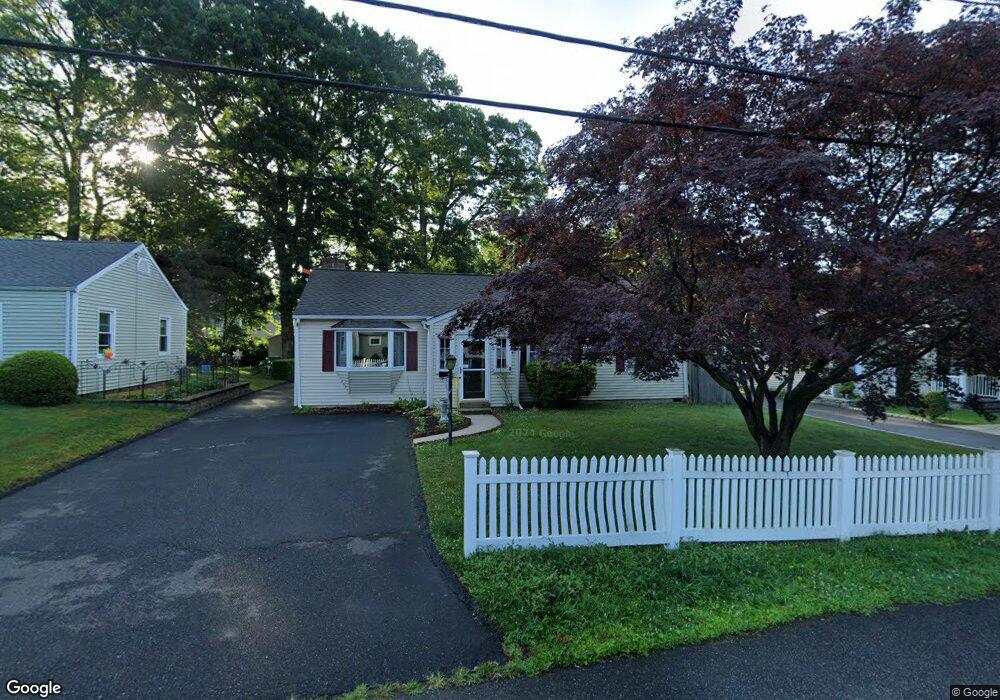 17 Rutz St, Stamford, CT 06906 - photo 1