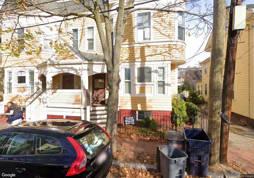 199 Hamilton St unit 201, Cambridge, MA 02139 - photo 1