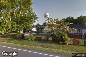 28495 Everett St, Newsoms, VA 23874