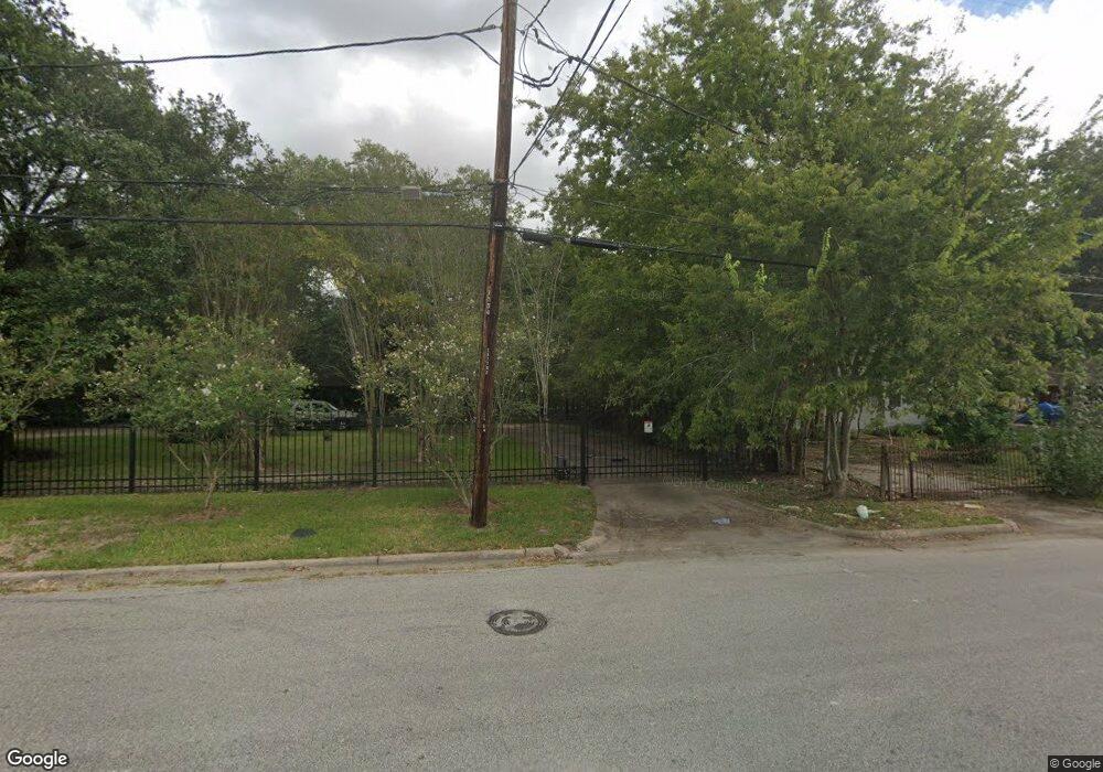 11651 Glennbrook Garden R, Houston, TX 77044 - photo 1