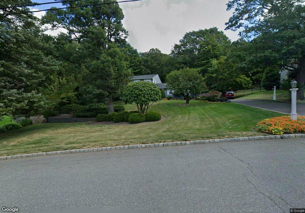 72 Rockledge Dr, Livingston, NJ 07039 - photo 1