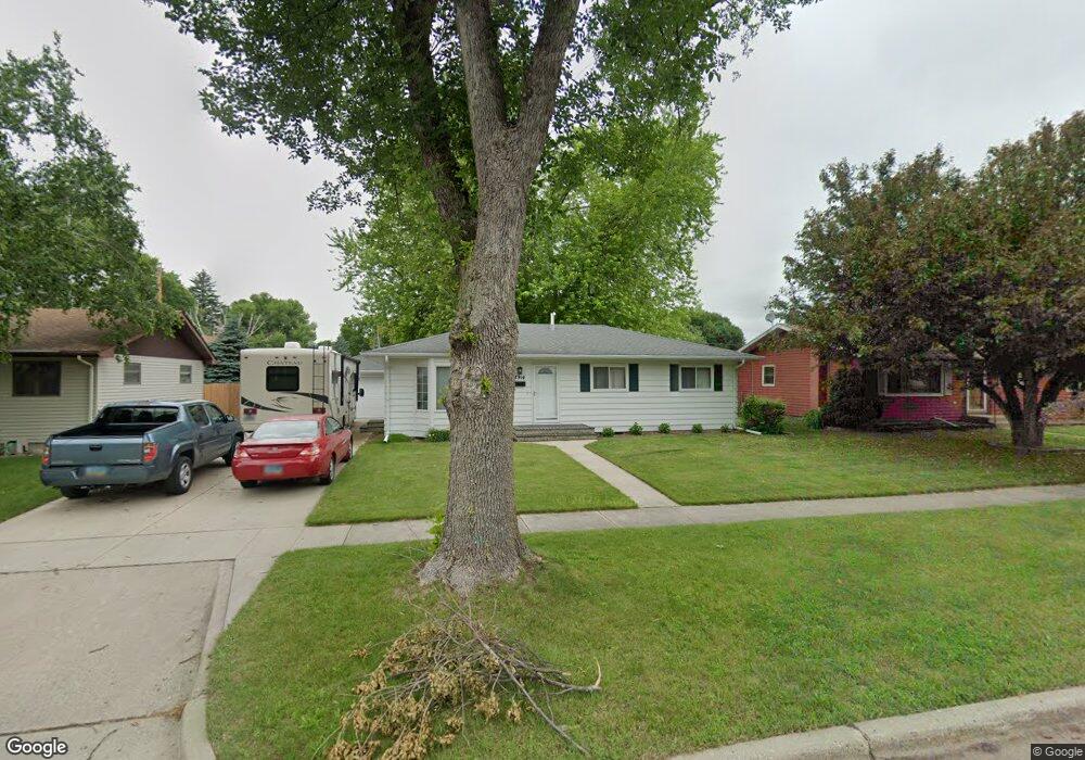 2914 3rd St N, Fargo, ND 58102 - photo 1
