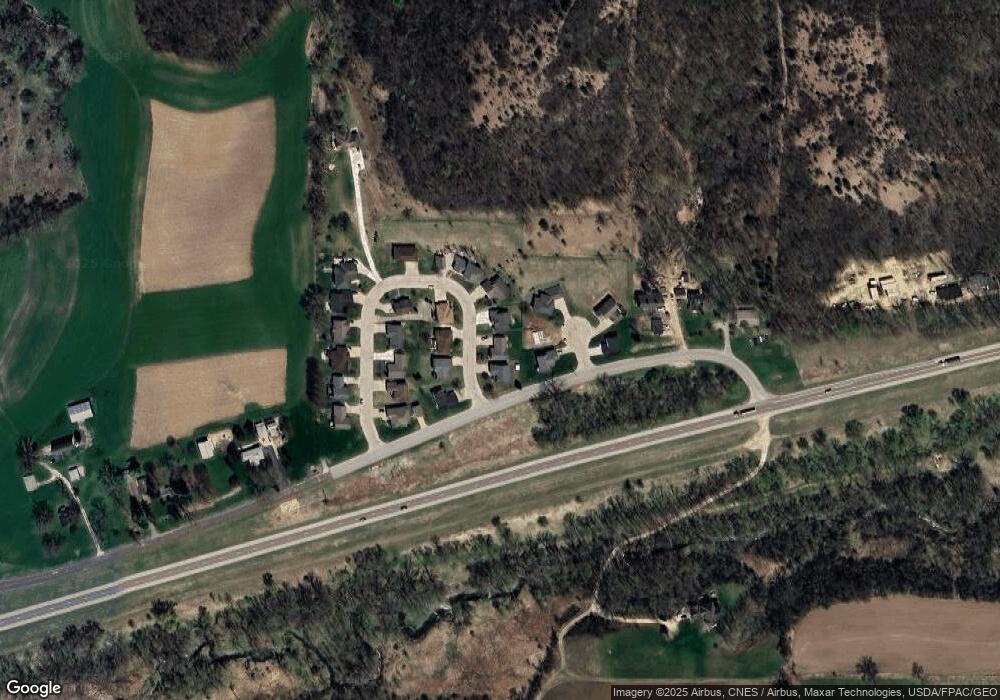 154 Bluffview Dr, Winona, MN 55987 - photo 1