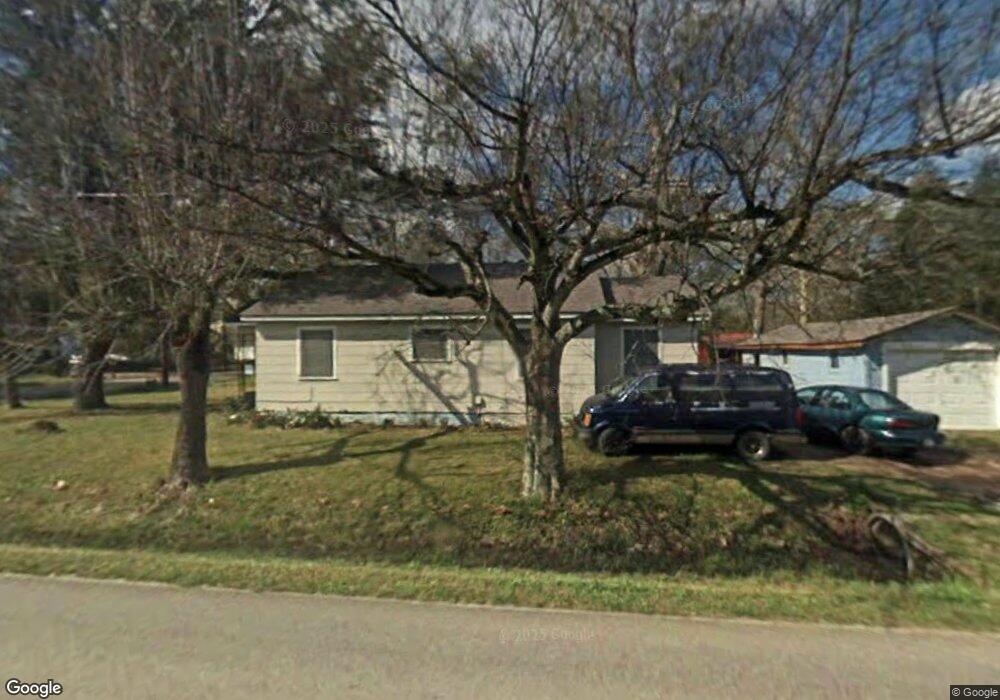 300 Oxford St, Tomball, TX 77375 - photo 1