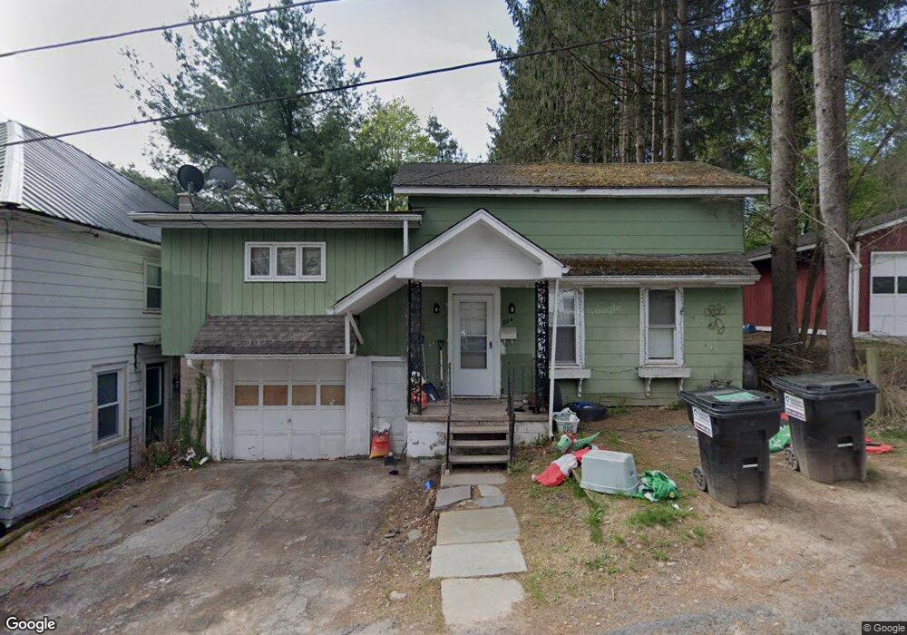 204 Russell St, Honesdale, PA 18431 - photo 1