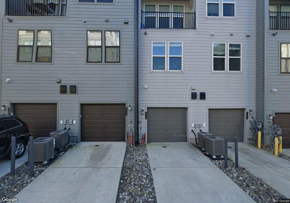 13365 Launders St, Herndon, VA 20171 - photo 1