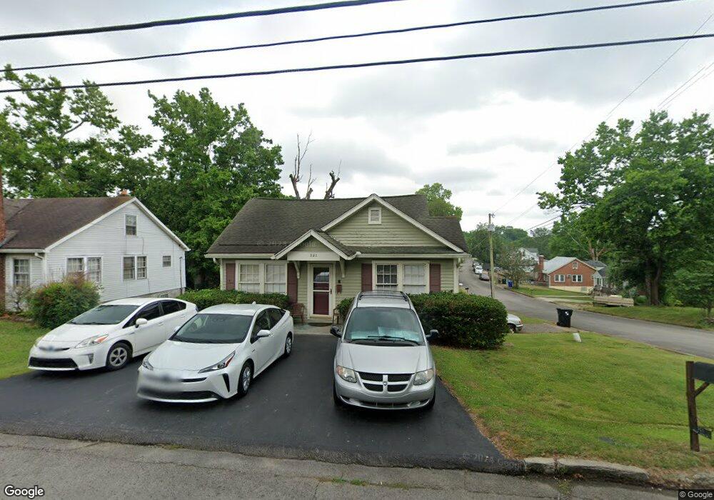 321 W 15th St, Columbia, TN 38401 - photo 1