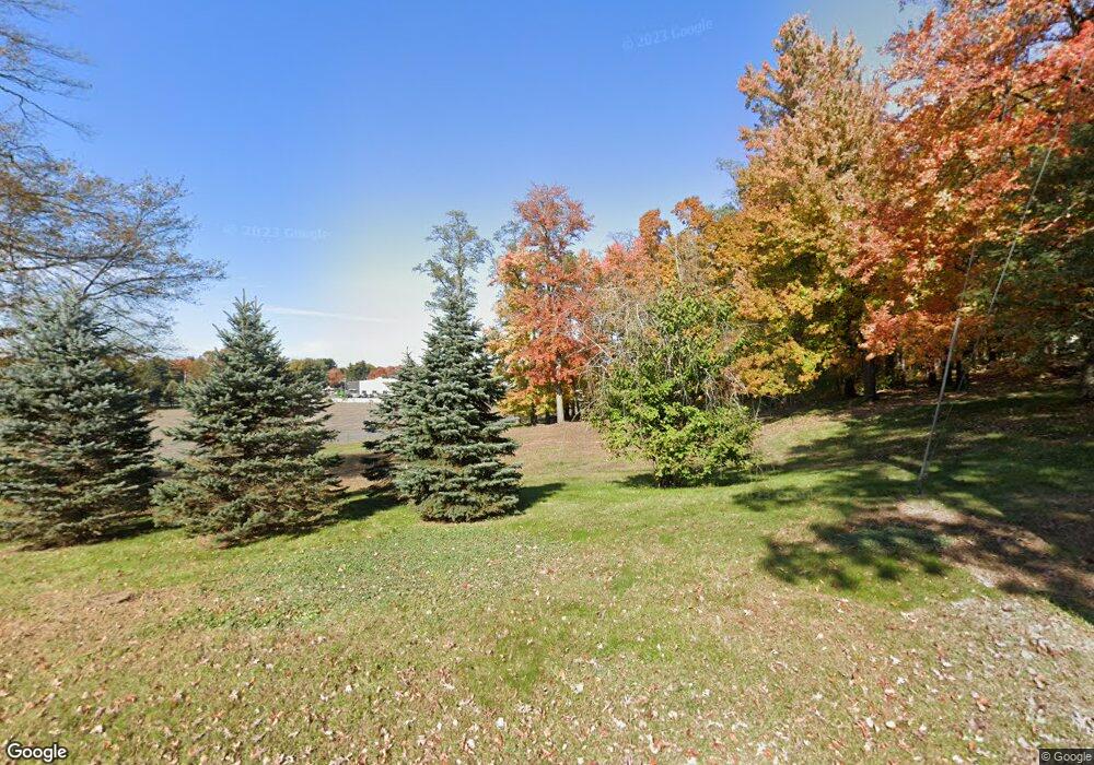 17 Phelps Rd, East Windsor, CT 06088 - photo 1