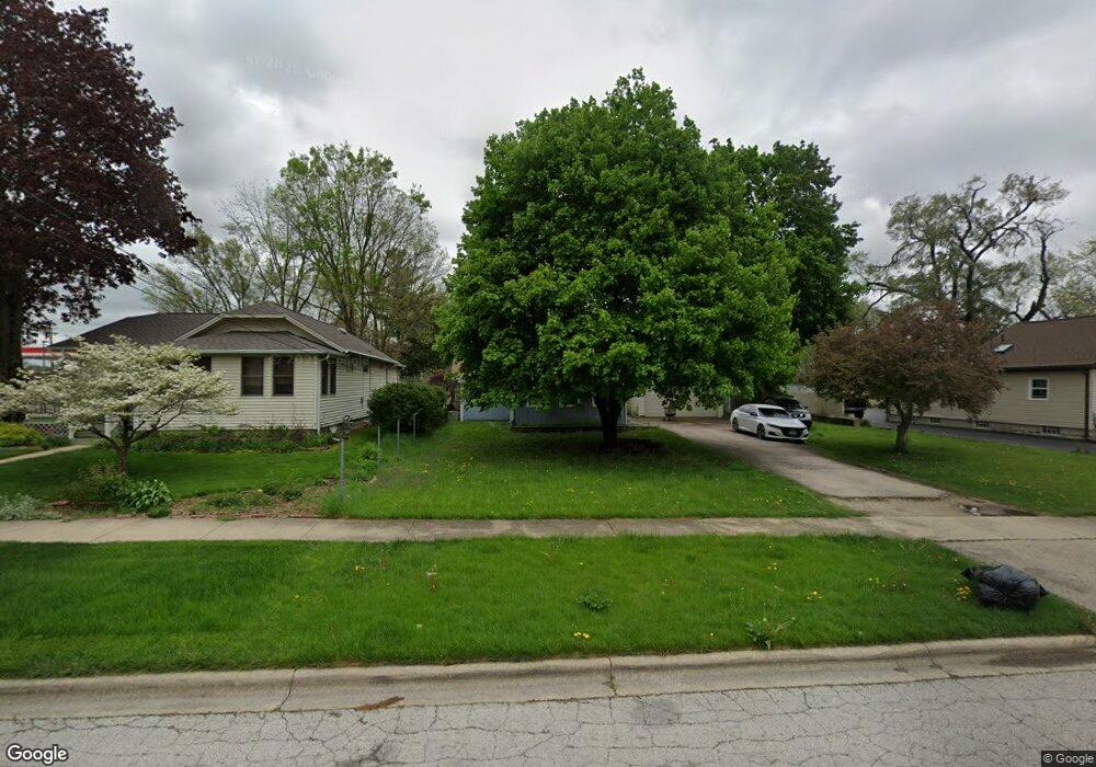 631 N Harrison Ave, Aurora, IL 60506 - photo 1