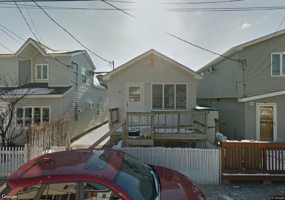 20 W 16th Rd, Broad Channel, NY 11693 - photo 1