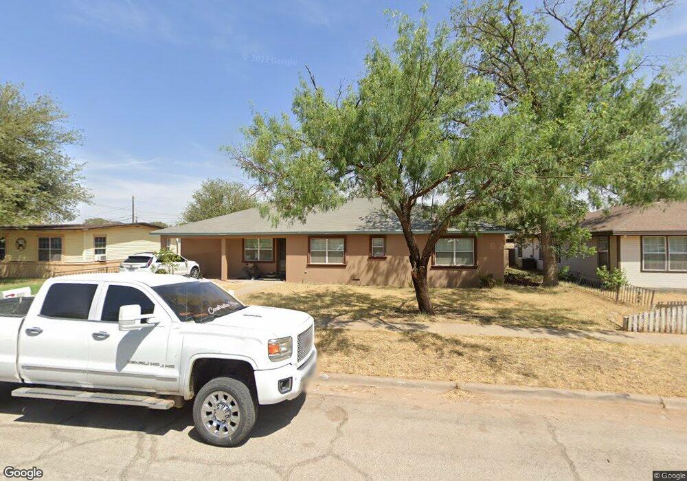 402 W Jax Ave, Midland, TX 79701 - photo 1