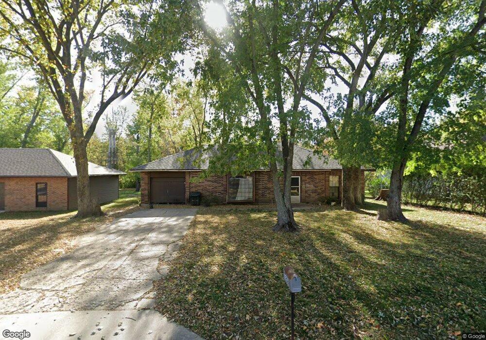 1208 Winchester Dr, Rolla, MO 65401 - photo 1