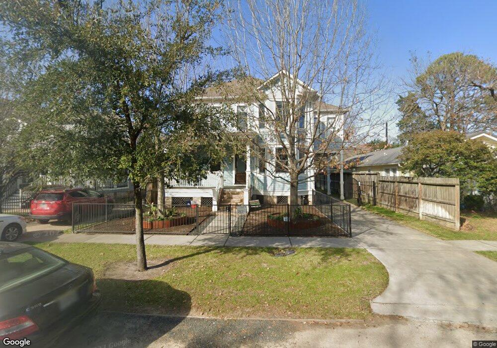 717 E 8th 1/2 St, Houston, TX 77007 - photo 1