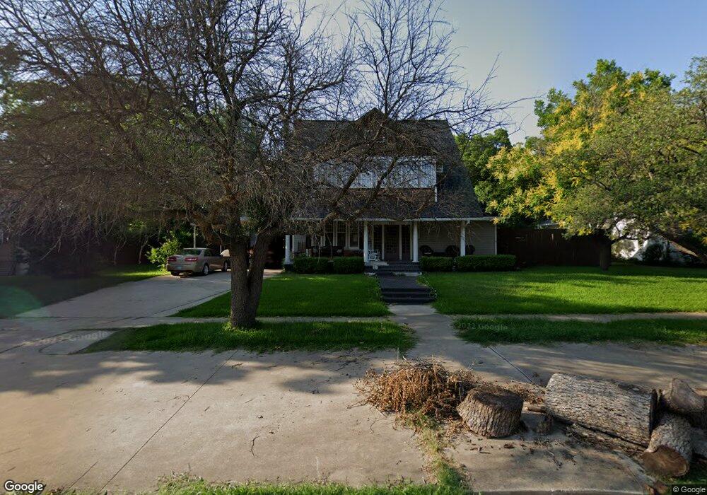 915 Stanley St SW, Ardmore, OK 73401 - photo 1