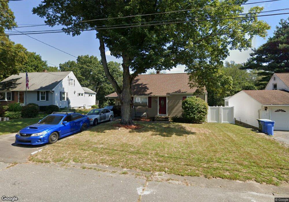 125 Crestwood Ave, Waterbury, CT 06704 - photo 1