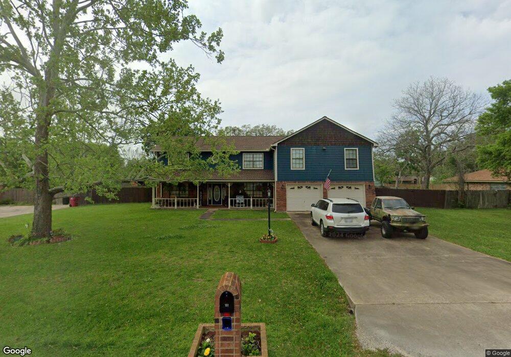 122 Trinity St, Bay City, TX 77414 - photo 1