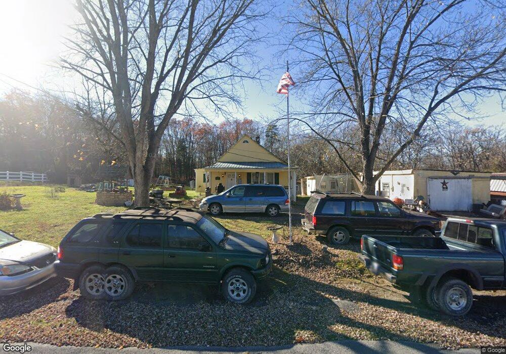 374 Pouts Hill Rd, Strasburg, VA 22657 - photo 1