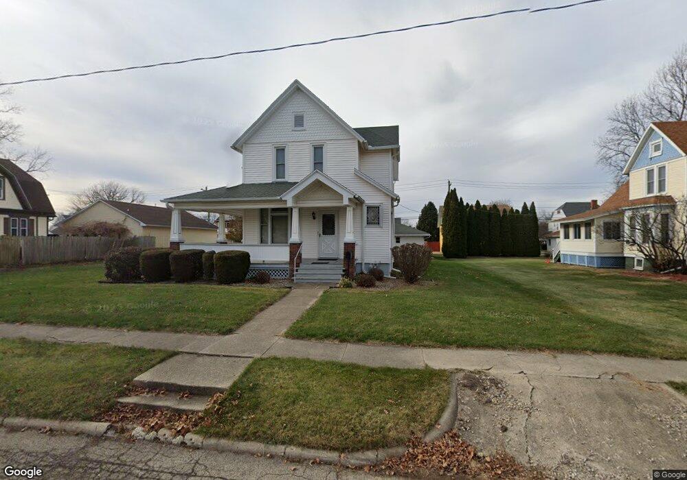 304 N Vernon St, Princeton, IL 61356 - photo 1