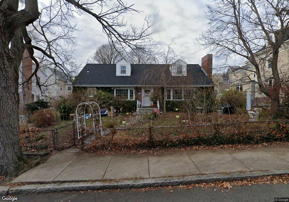 32 Spring St, Somerville, MA 02143 - photo 1