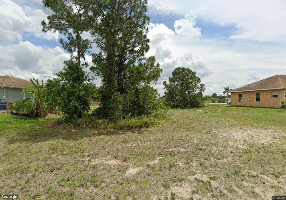 843 Aprile Ave, Lehigh Acres, FL 33974 - photo 1