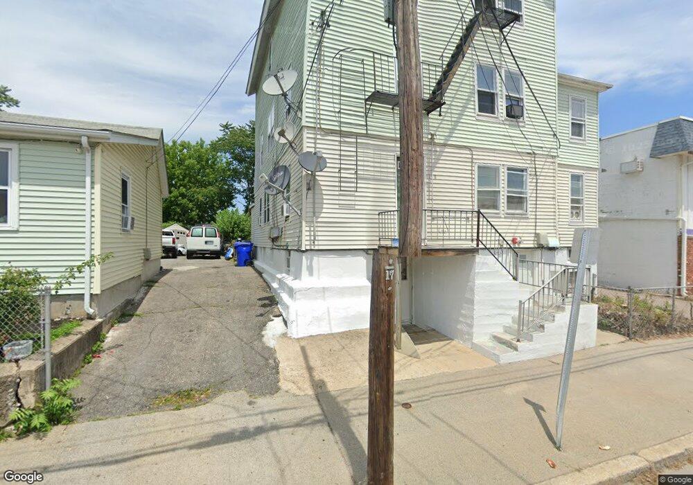 118 Benefit St, Pawtucket, RI 02861 - photo 1