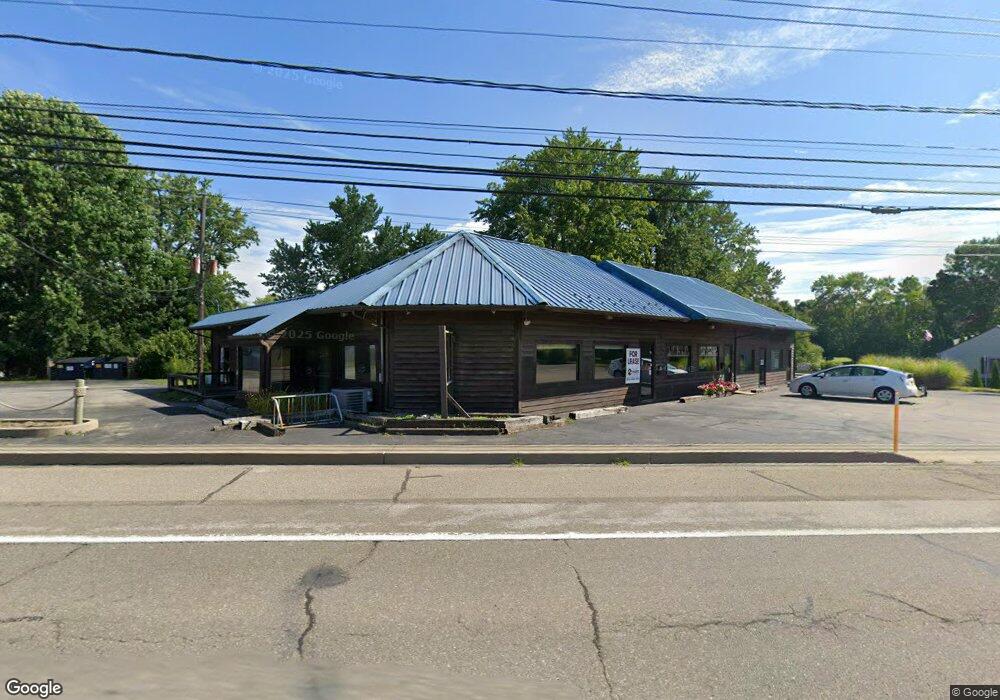 318 W Plum St, Edinboro, PA 16412 - photo 1