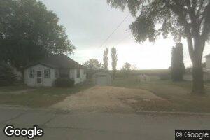 514 E Iowa St, Monona, IA 52159