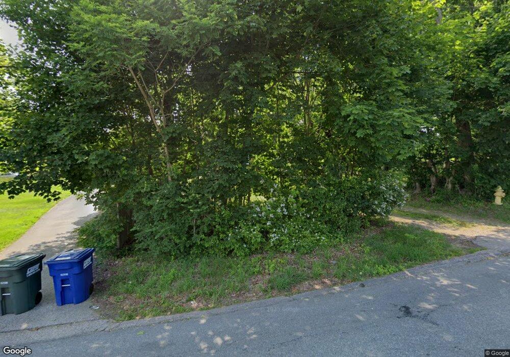 98 Rodman St, Wakefield, RI 02879 - photo 1