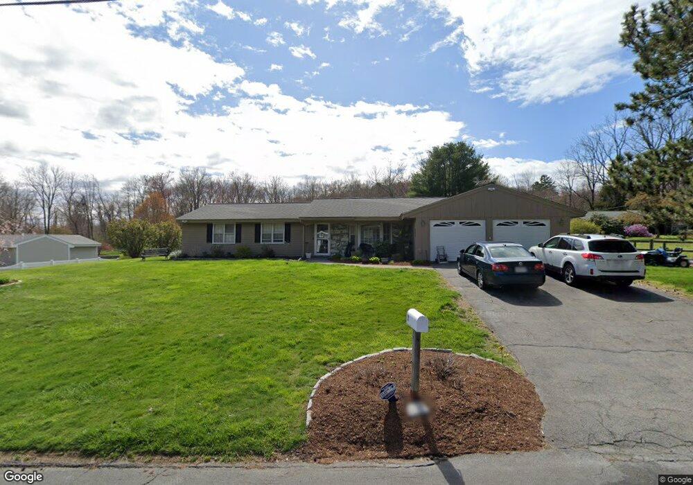 46 Juniper Ln, Framingham, MA 01701 - photo 1