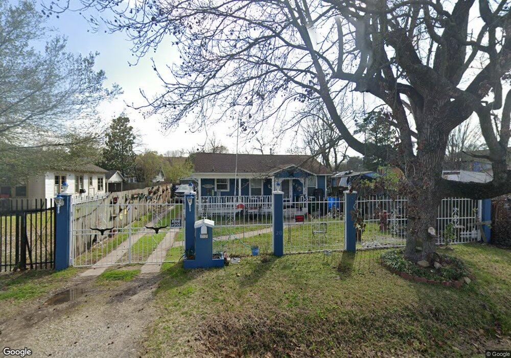 712 Lindale St, Houston, TX 77022 - photo 1