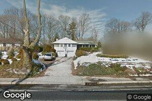 91 Grace Ave, Great Neck, NY 11021