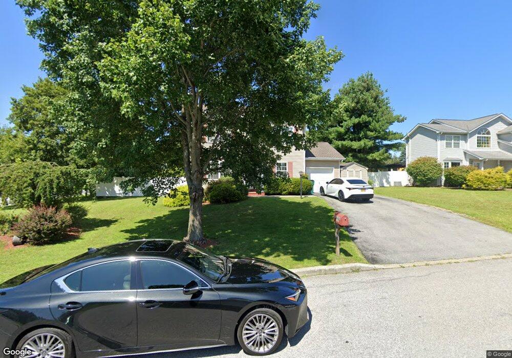 3 Hawthorne Ln, Poughkeepsie, NY 12603 - photo 1