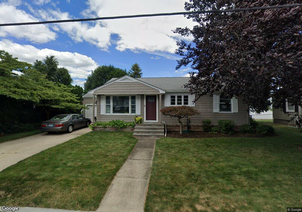 52 Unity Ave, East Providence, RI 02914 - photo 1