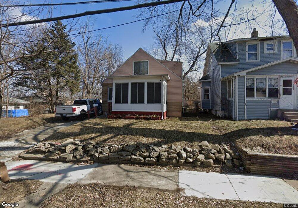 1606 Cronk Ave, Flint, MI 48506 - photo 1