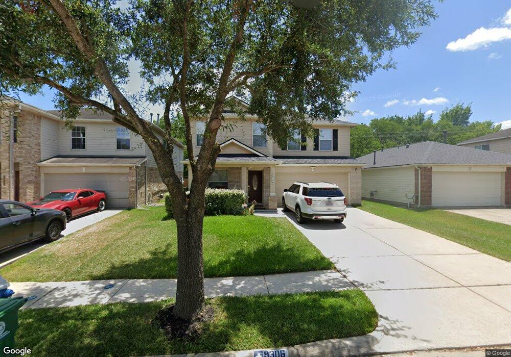 9306 Canaday Park Ln, Houston, TX 77075 - photo 1