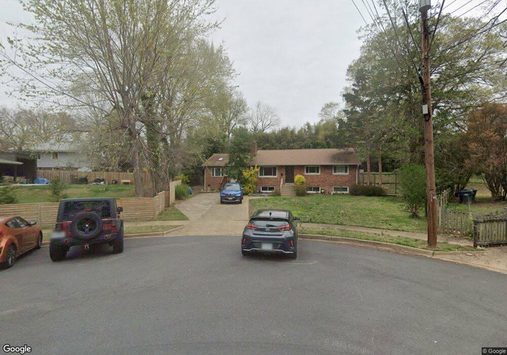 6110 Aura Ct, Falls Church, VA 22041 - photo 1