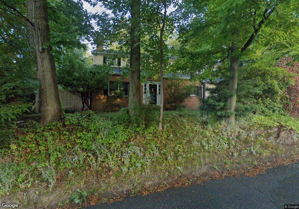 24 Ridgeley St, Darien, CT 06820 - photo 1