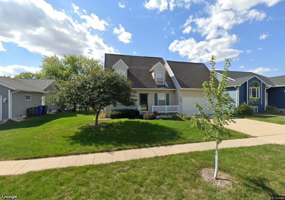 3418 King Dr SW, Cedar Rapids, IA 52404 - photo 1