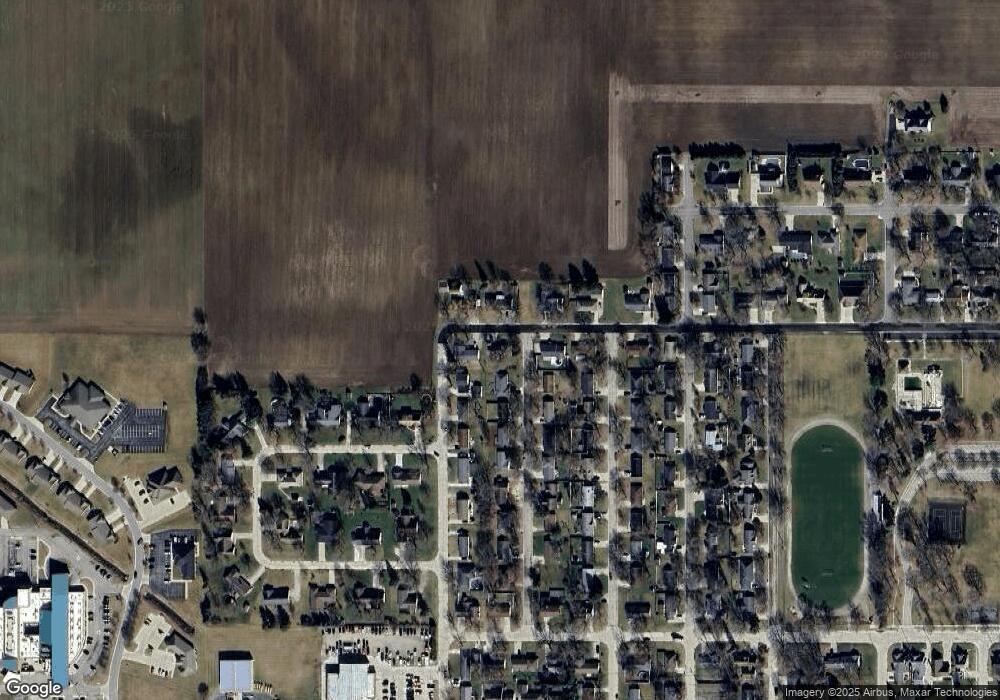 901 Walnut St, Archbold, OH 43502 - photo 1