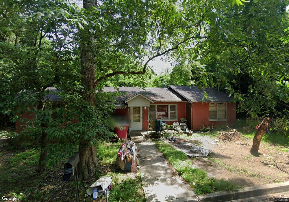 909 Johnson St, Macon, GA 31217 - photo 1