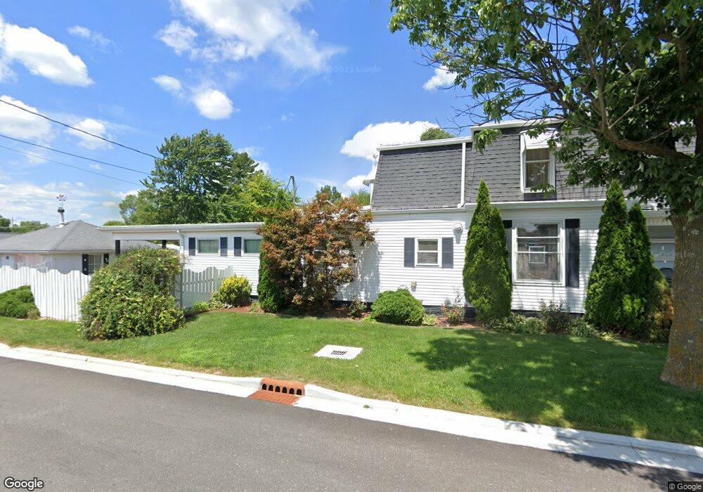 545 S Buckeye St, Osgood, IN 47037 - photo 1