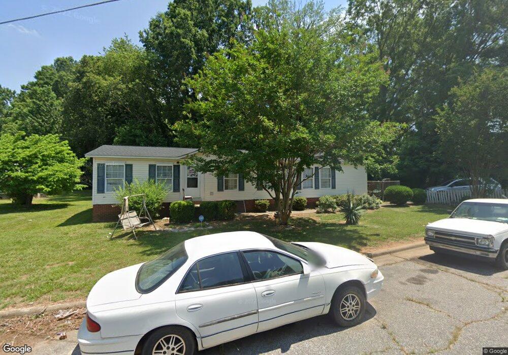 1015 Cass St, Statesville, NC 28677 - photo 1