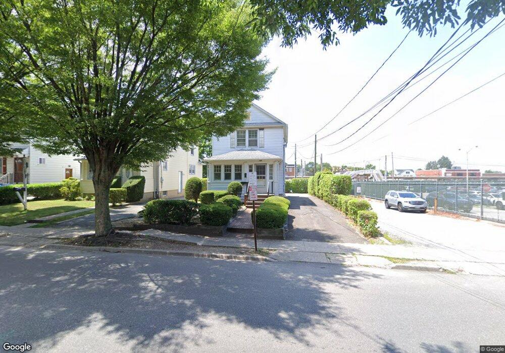 20 S Bayles Ave, Port Washington, NY 11050 - photo 1